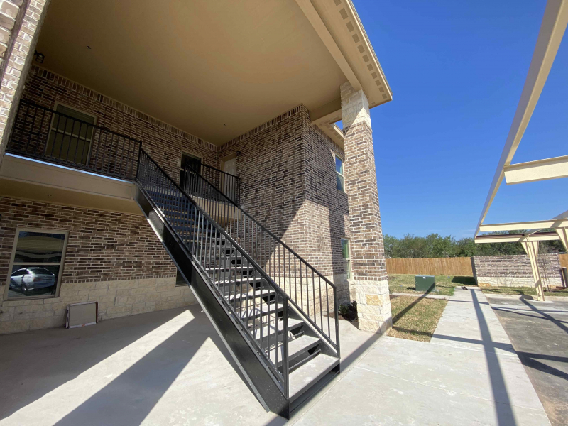 2 Bed Apartment At Leticia Street, Edinburg. TX MAC Apartments