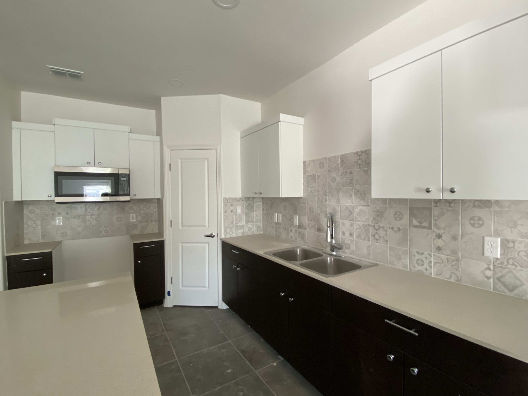 About MAC Apartments