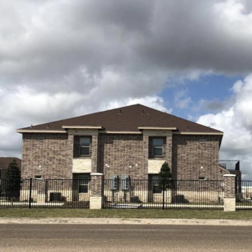 About MAC Apartments